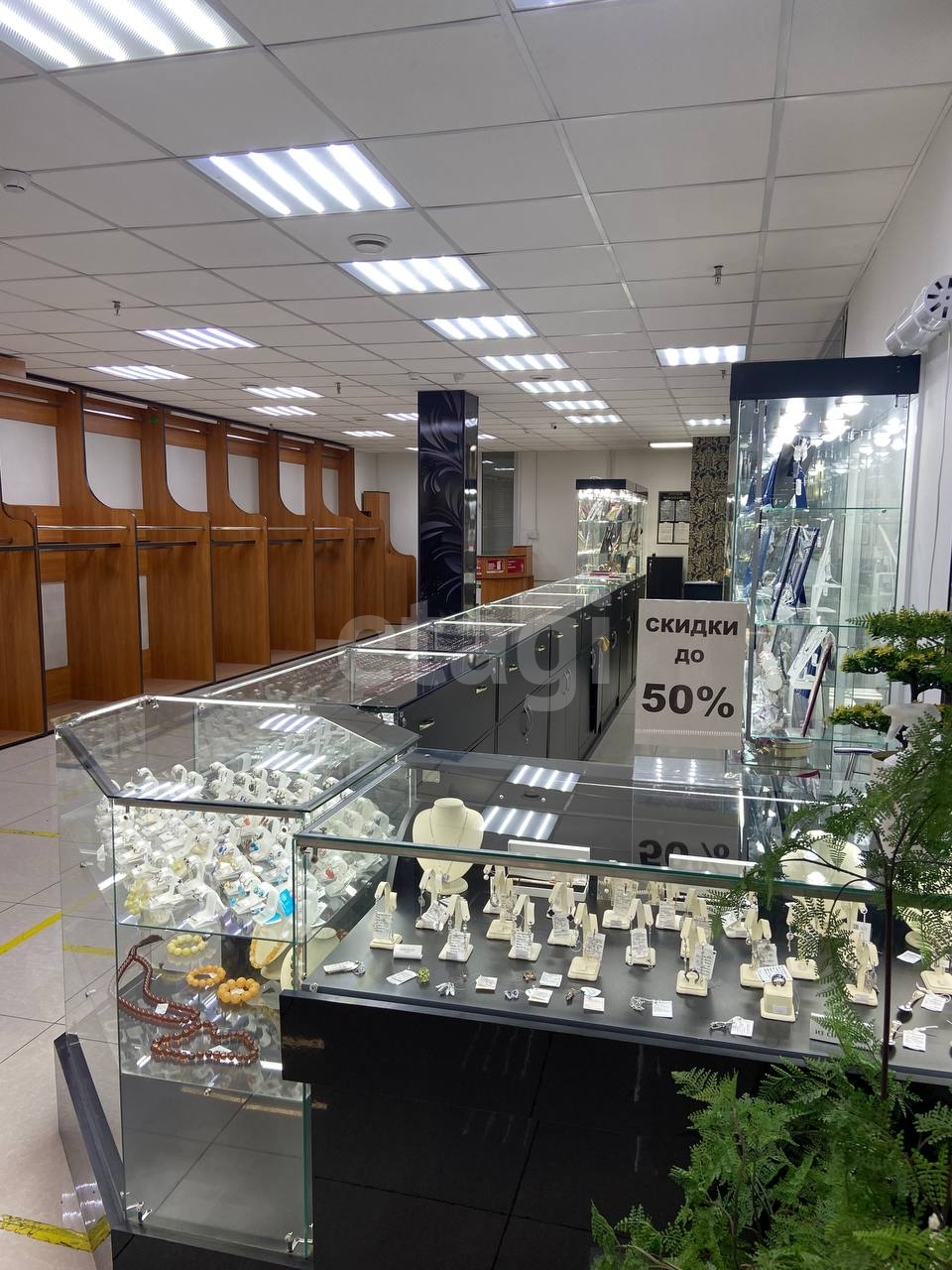 Продажа коммерческой недвижимости, 40м <sup>2</sup>, Улан-Удэ, Бурятия,  Улан-Удэ