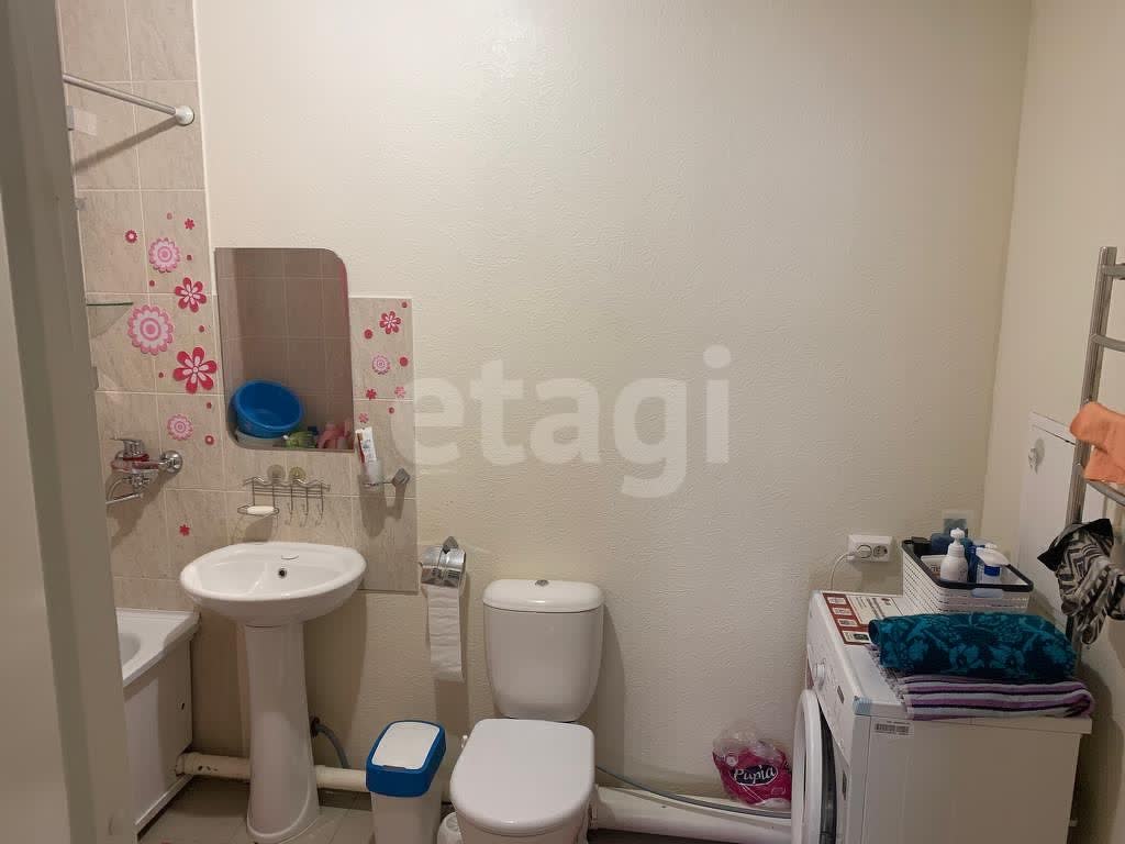 Продажа 2-комнатной квартиры, Южно-Сахалинск, Сахалинская область,  Южно-Сахалинск