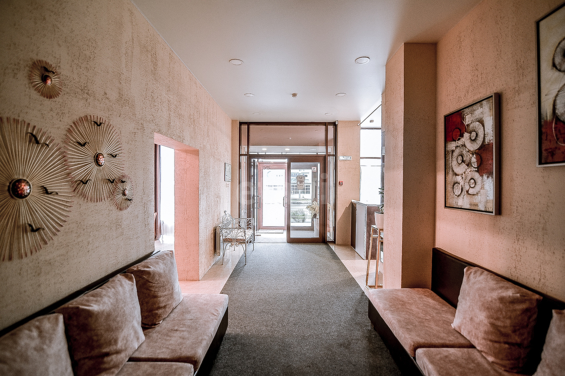 Продажа коммерческой недвижимости, 1000м <sup>2</sup>, Южно-Сахалинск, Сахалинская область,  Южно-Сахалинск