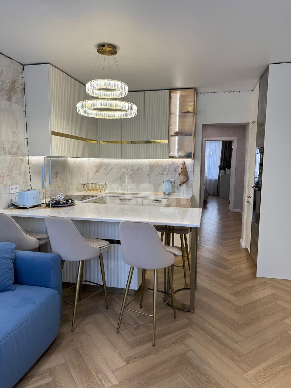 Продажа 3-комнатной квартиры, Южно-Сахалинск, Сахалинская область,  Южно-Сахалинск