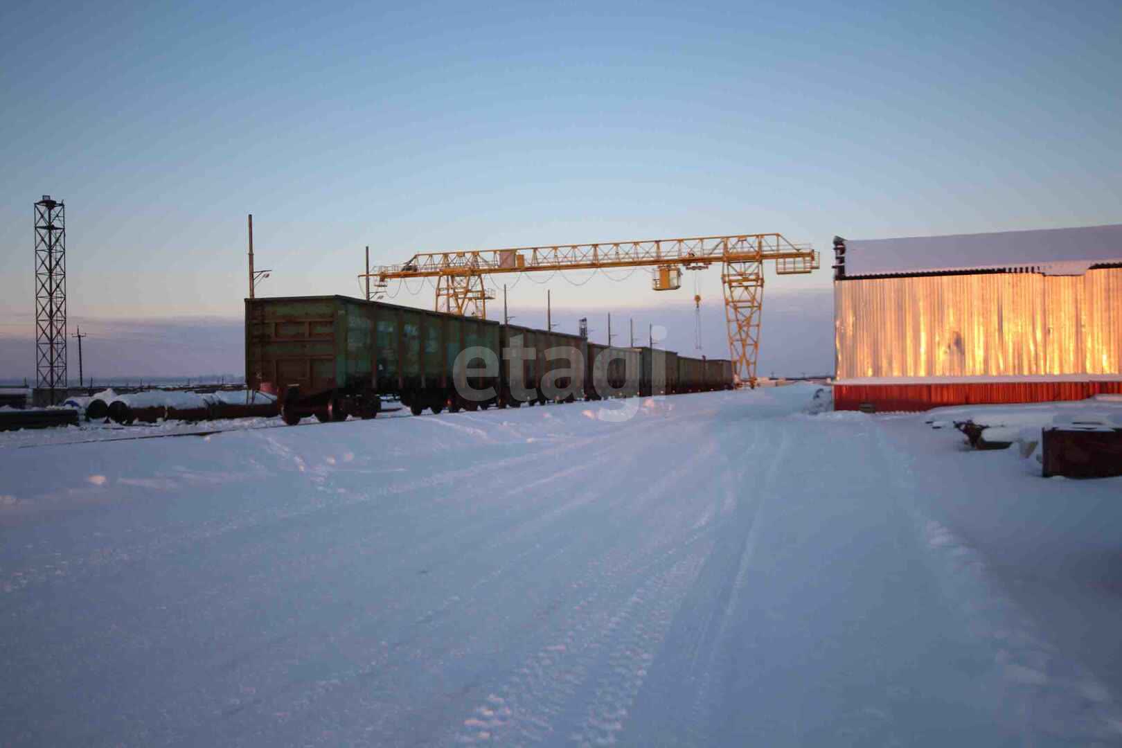 Аренда коммерческой недвижимости, 2500м <sup>2</sup>, Новый Уренгой, Ямало-Ненецкий АО,  Новый Уренгой