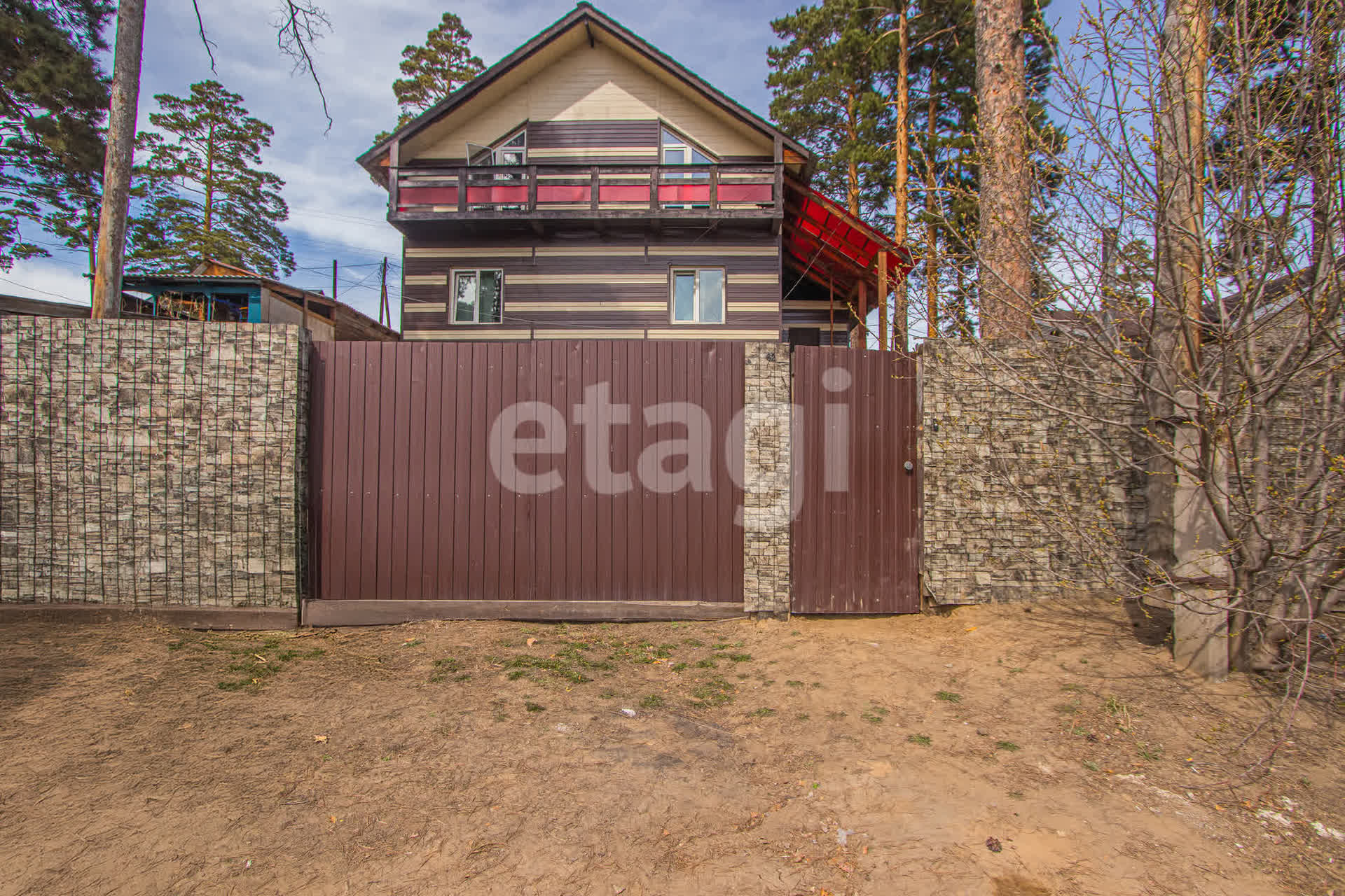 Продажа дома, 208м <sup>2</sup>, 8 сот., Улан-Удэ, Республика Бурятия,  Железнодорожный