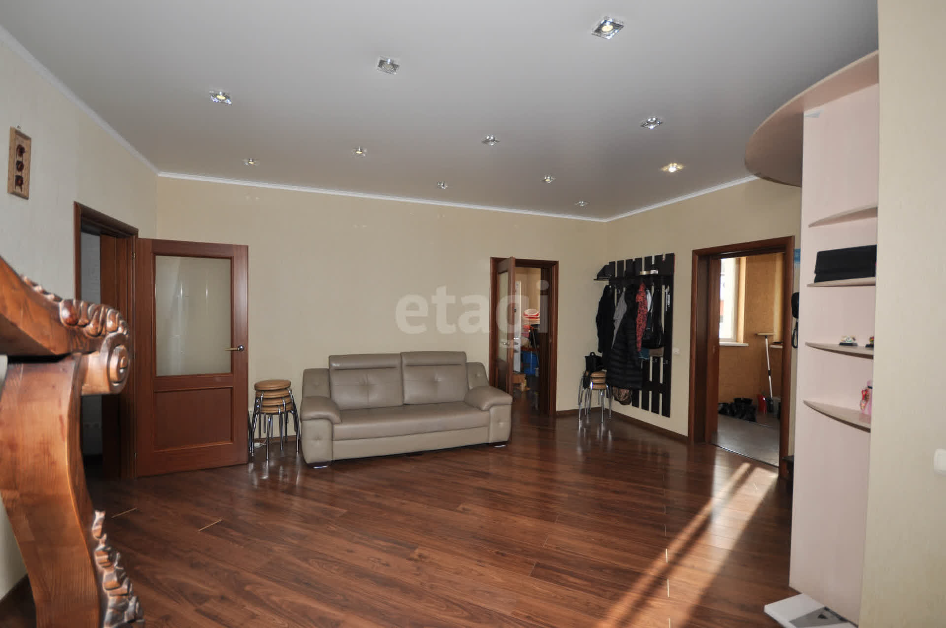 Продажа дома, 242м <sup>2</sup>, 10 сот., Южно-Сахалинск, Сахалинская область,  