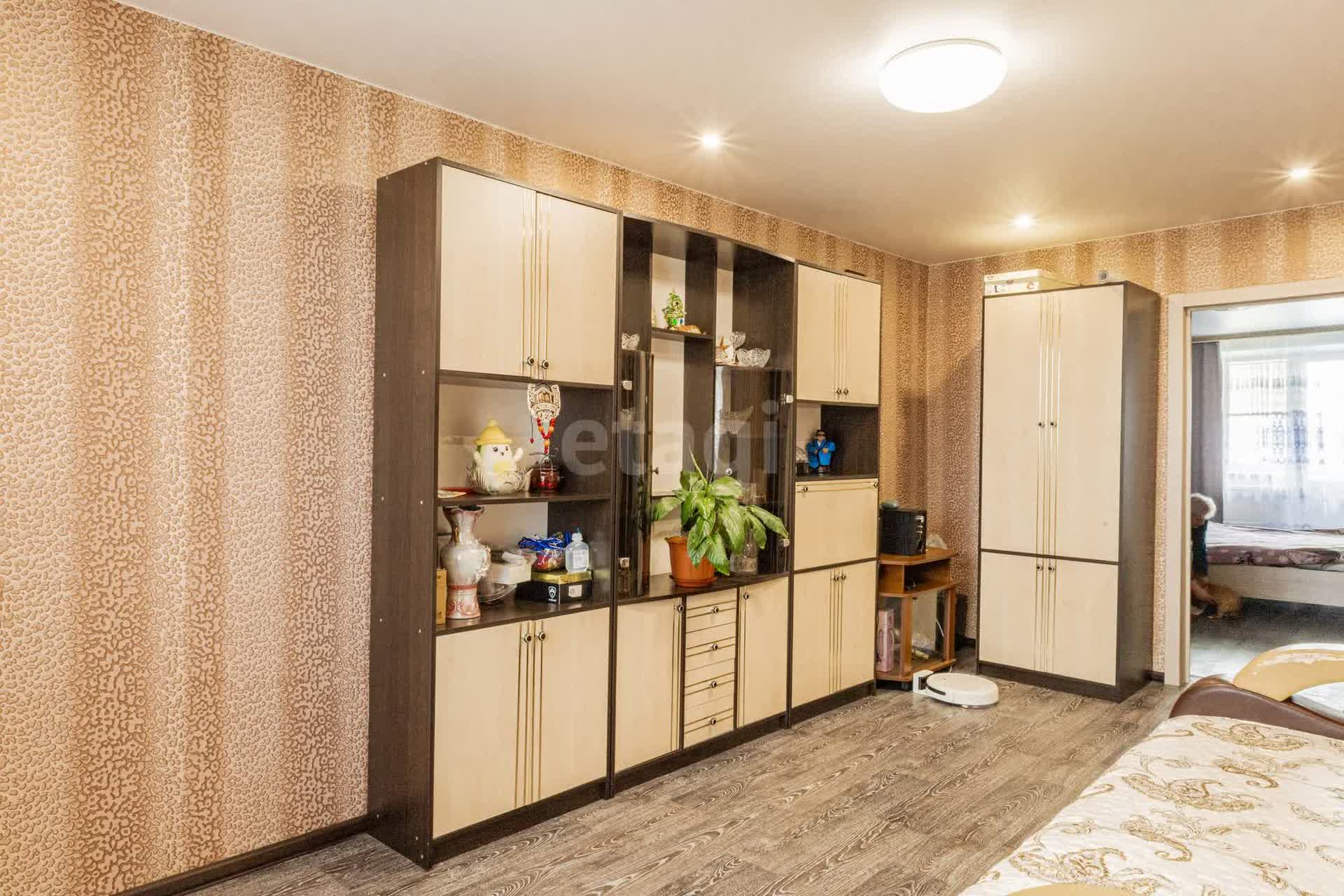 Продажа 3-комнатной квартиры, Комсомольск-на-Амуре, Дикопольцева,  32