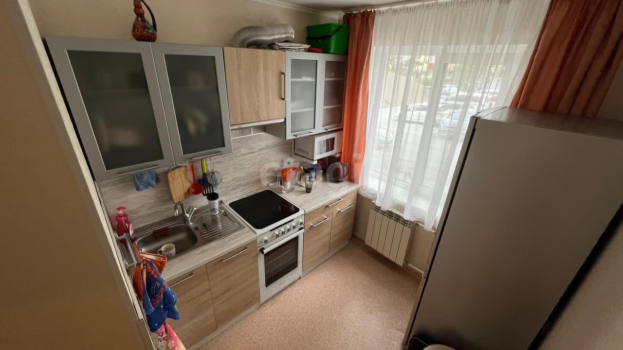 Продажа 2-комнатной квартиры, Южно-Сахалинск, Сахалинская область,  Южно-Сахалинск