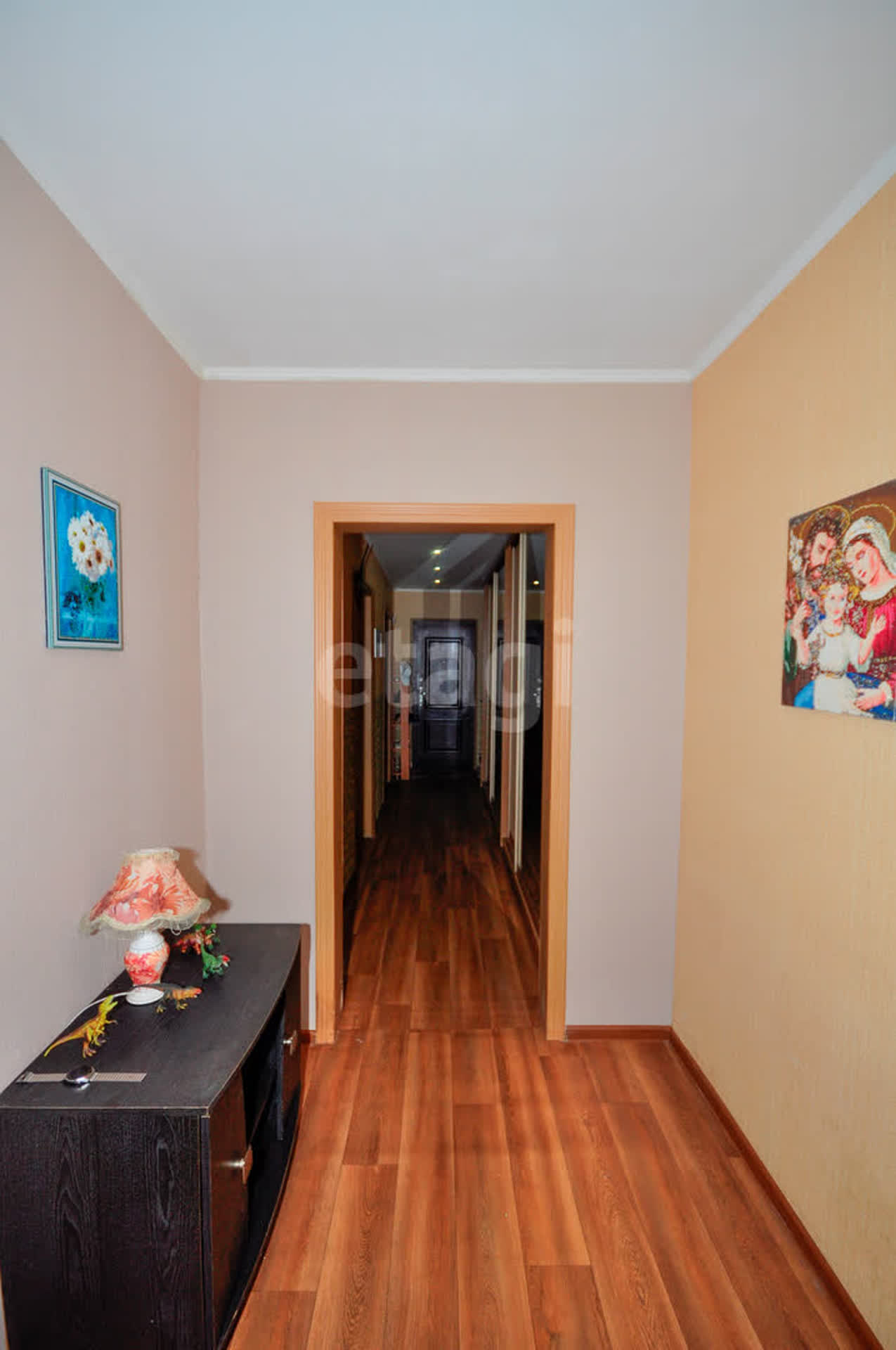 Продажа 5-комнатной квартиры, Южно-Сахалинск, Сахалинская область,  Южно-Сахалинск