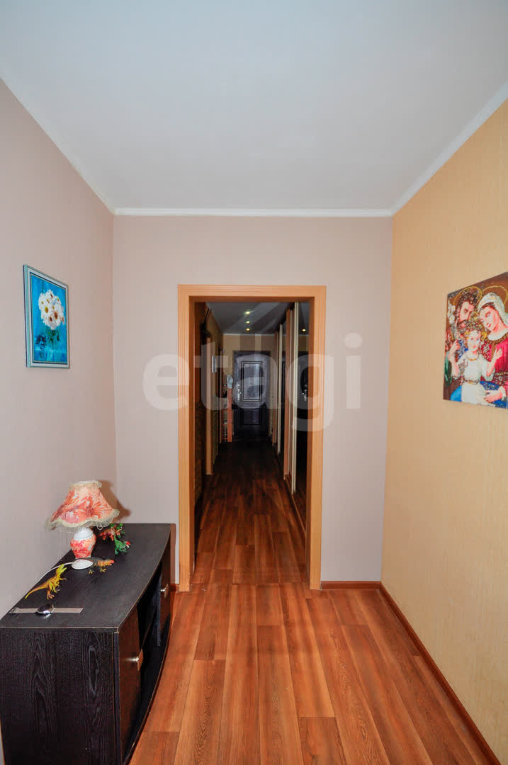 Продажа 5-комнатной квартиры, Южно-Сахалинск, Сахалинская область,  Южно-Сахалинск