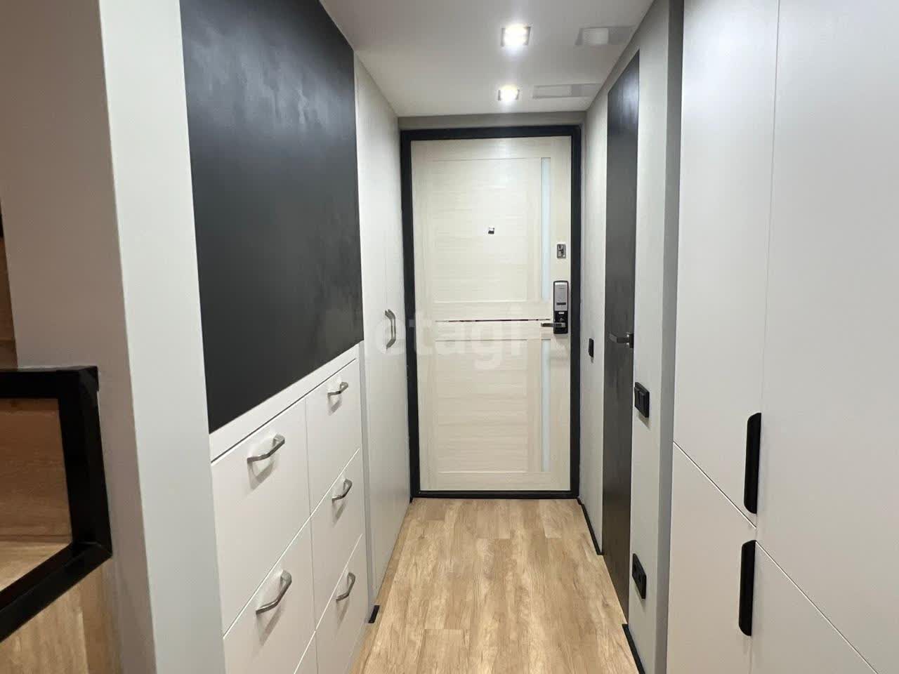 Продажа 2-комнатной квартиры, Южно-Сахалинск, Сахалинская область,  Южно-Сахалинск