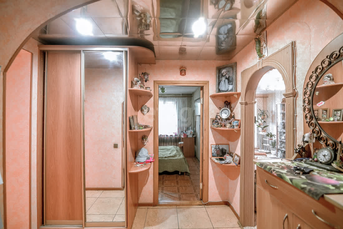 Продажа 4-комнатной квартиры, Южно-Сахалинск, Сахалинская область,  Южно-Сахалинск