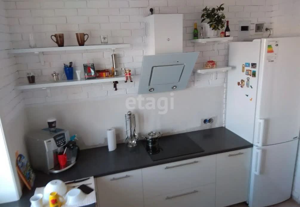 Продажа 2-комнатной квартиры, Южно-Сахалинск, Сахалинская область,  Южно-Сахалинск