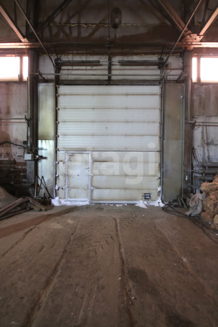 Аренда коммерческой недвижимости, 1000м <sup>2</sup>, Новый Уренгой, Ямало-Ненецкий АО,  Новый Уренгой