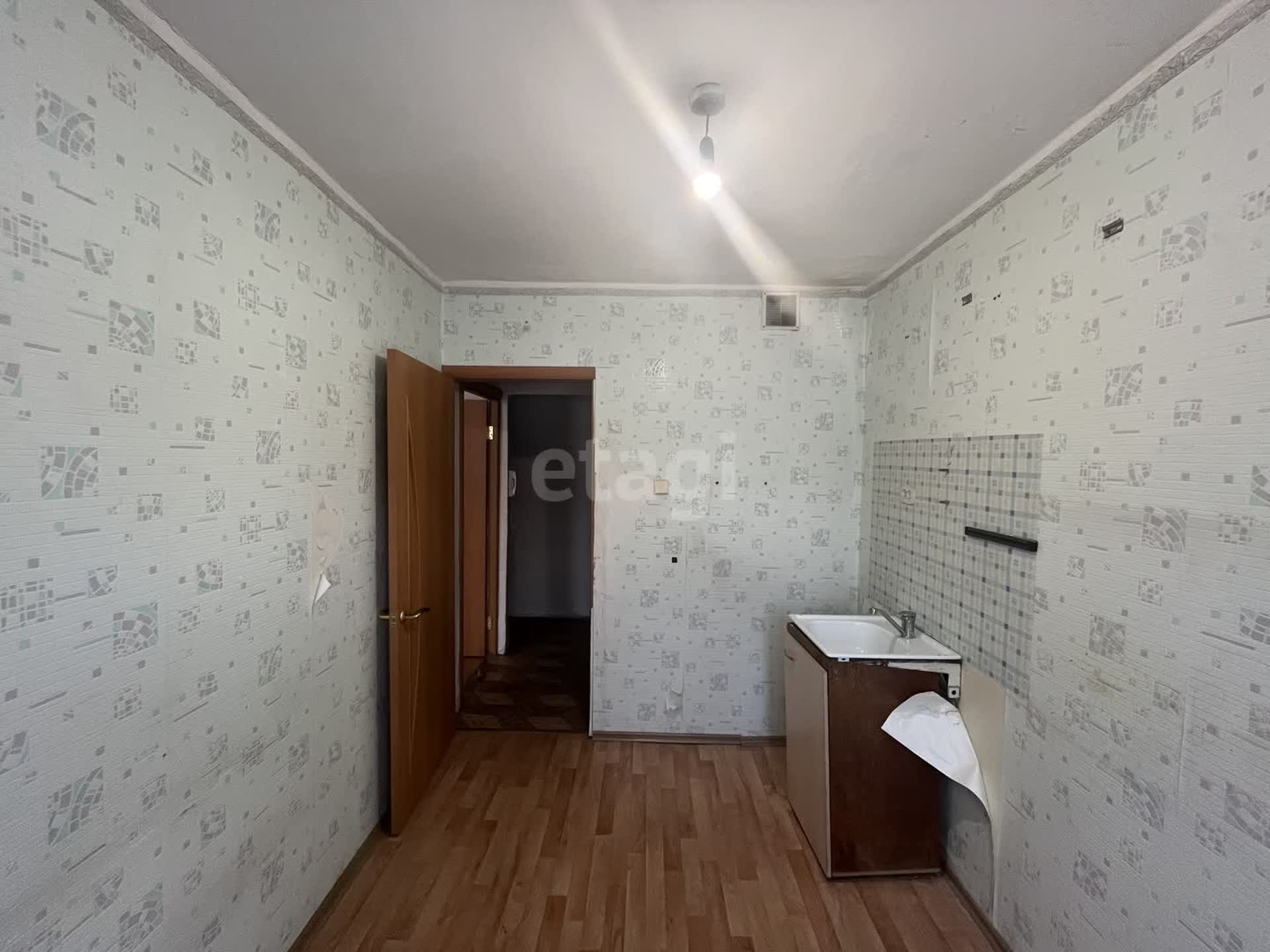 Продажа 3-комнатной квартиры, Улан-Удэ, Республика Бурятия,  Улан-Удэ