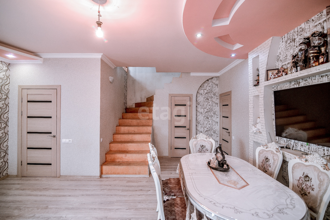 Продажа дома, 192м <sup>2</sup>, 5 сот., Южно-Сахалинск, Сахалинская область,  Южно-Сахалинск