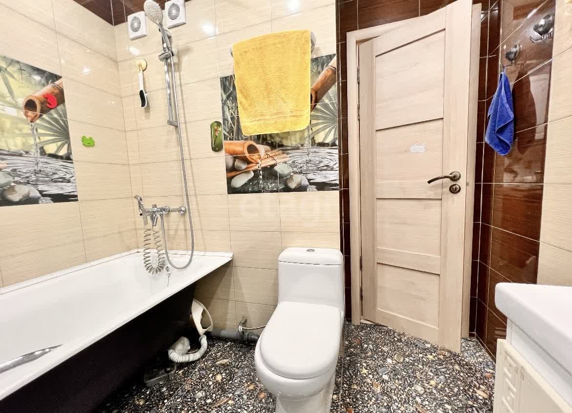 Продажа 3-комнатной квартиры, Южно-Сахалинск, Сахалинская область,  Южно-Сахалинск