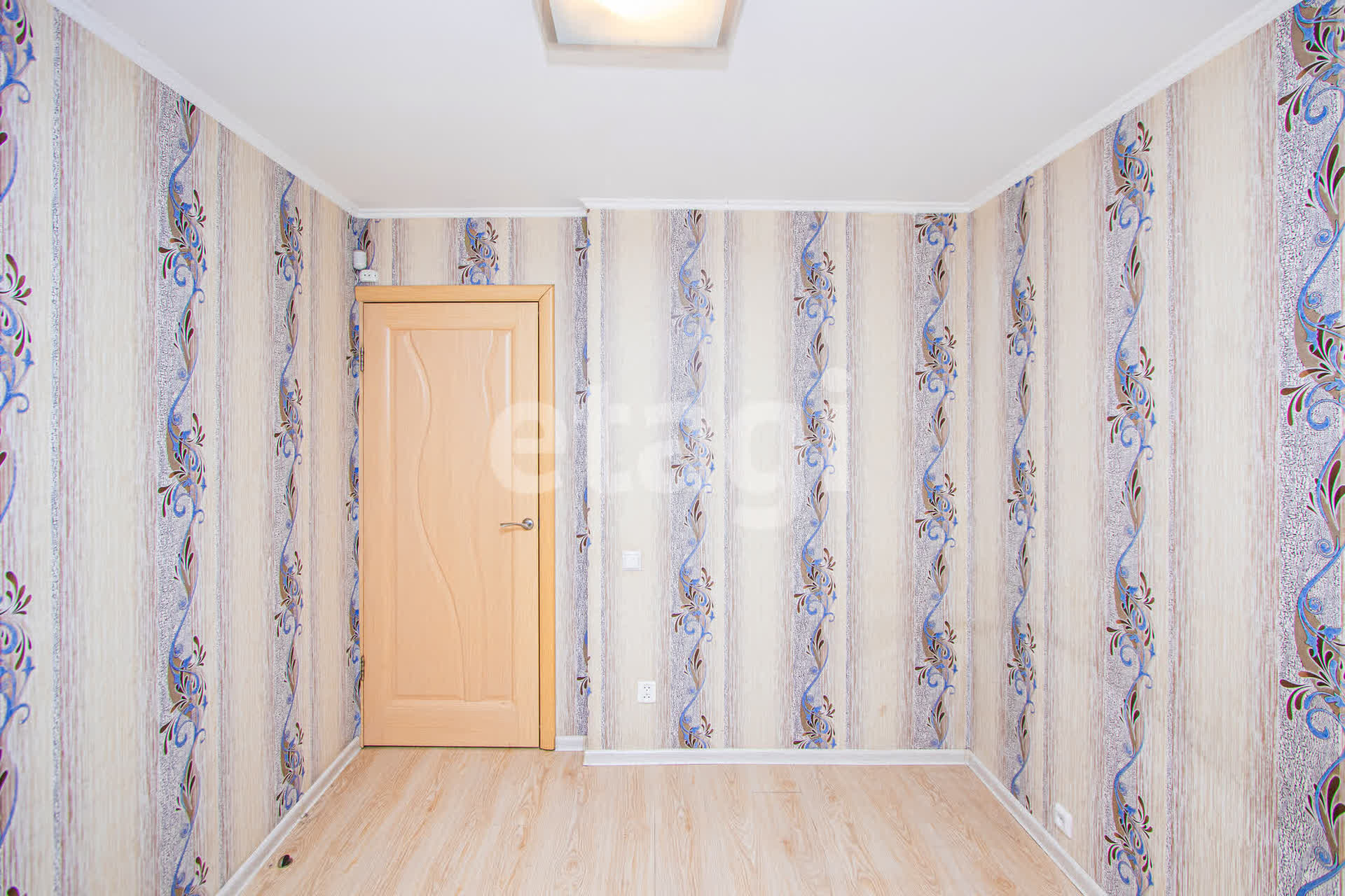 Продажа 3-комнатной квартиры, Улан-Удэ, Республика Бурятия,  Улан-Удэ