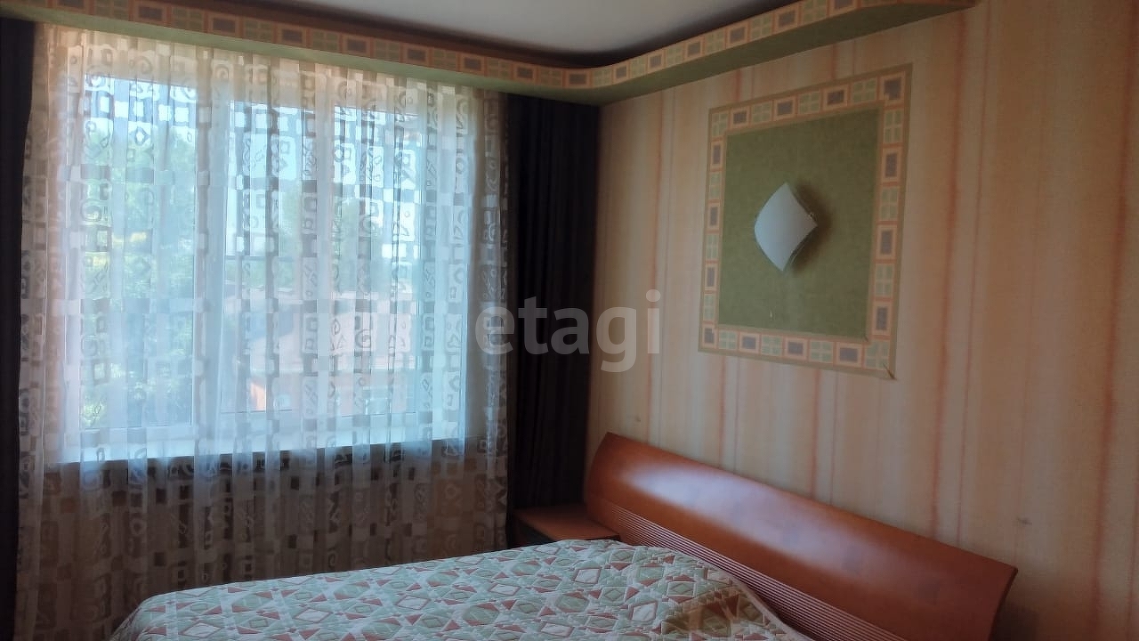 Продажа 5-комнатной квартиры, Майкоп, Гайдара,  119
