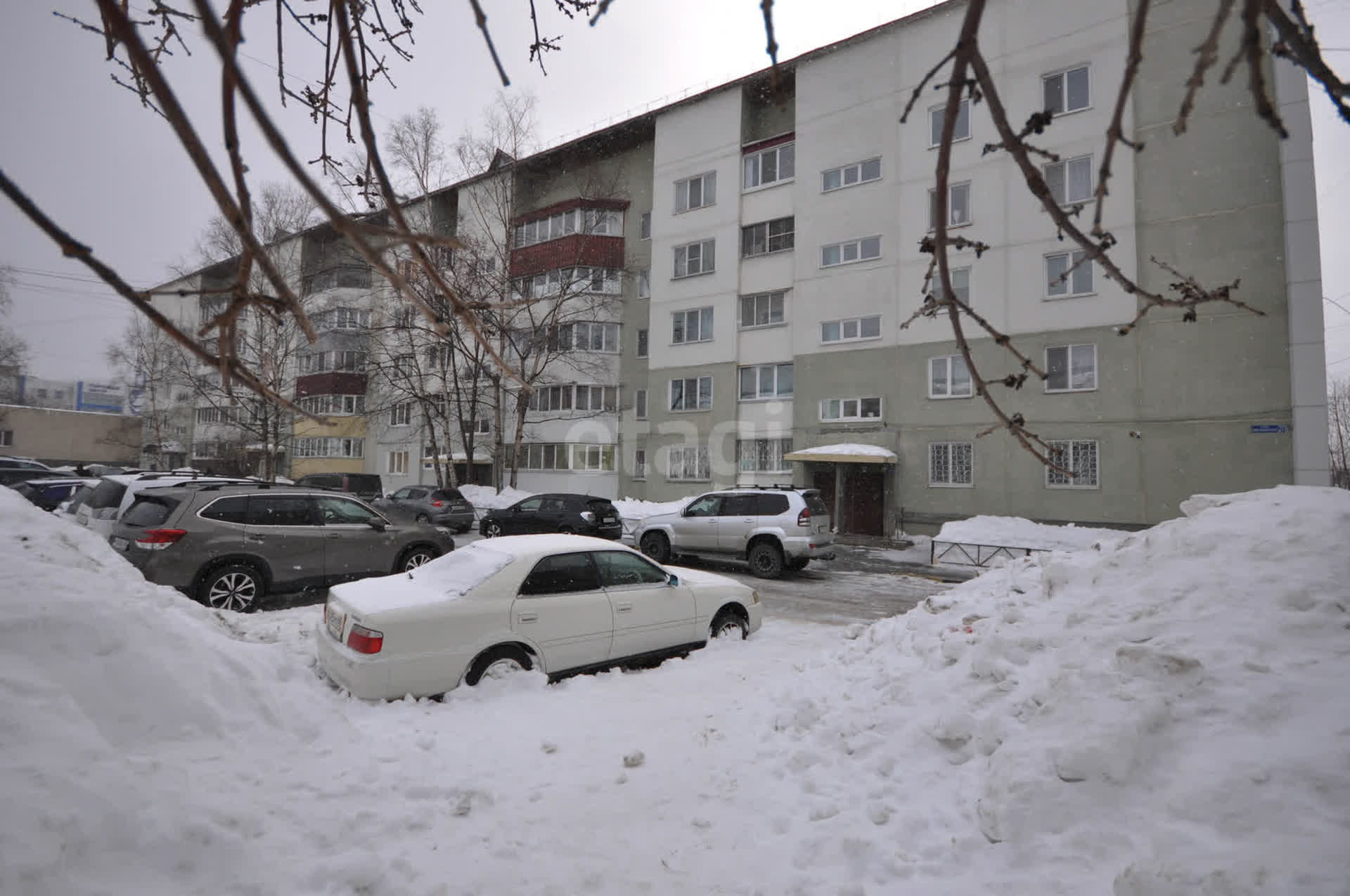 Продажа 3-комнатной квартиры, Южно-Сахалинск, Сахалинская область,  Южно-Сахалинск