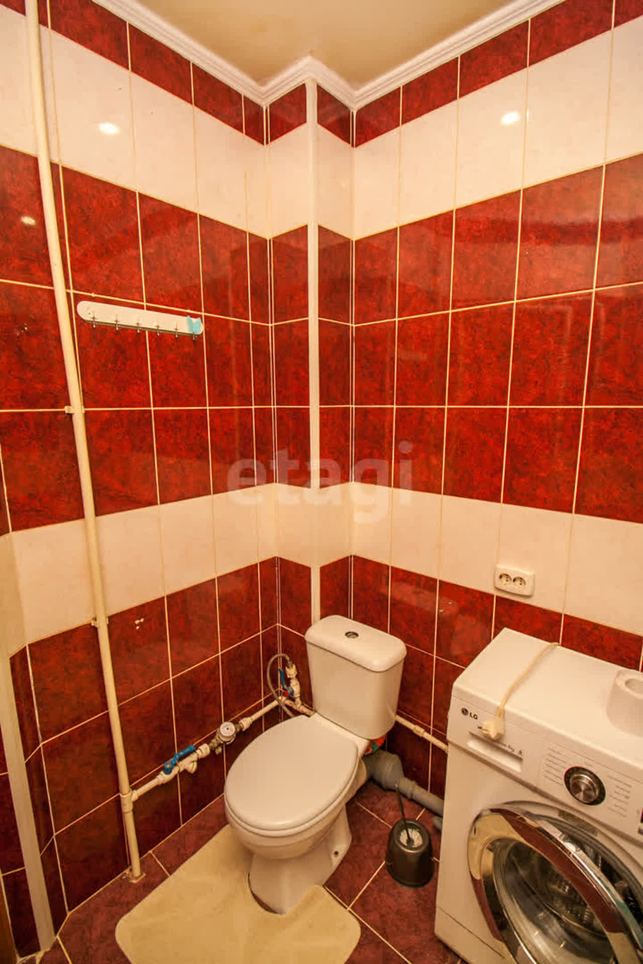 Продажа 2-комнатной квартиры, Южно-Сахалинск, Сахалинская область,  Южно-Сахалинск