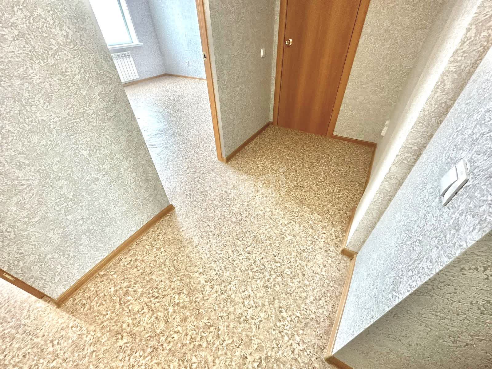 Продажа 2-комнатной квартиры, Южно-Сахалинск, Сахалинская область,  Южно-Сахалинск