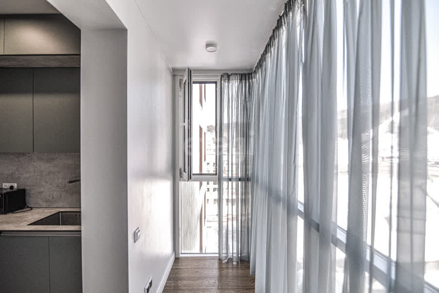 Продажа 3-комнатной квартиры, Южно-Сахалинск, Сахалинская область,  Южно-Сахалинск