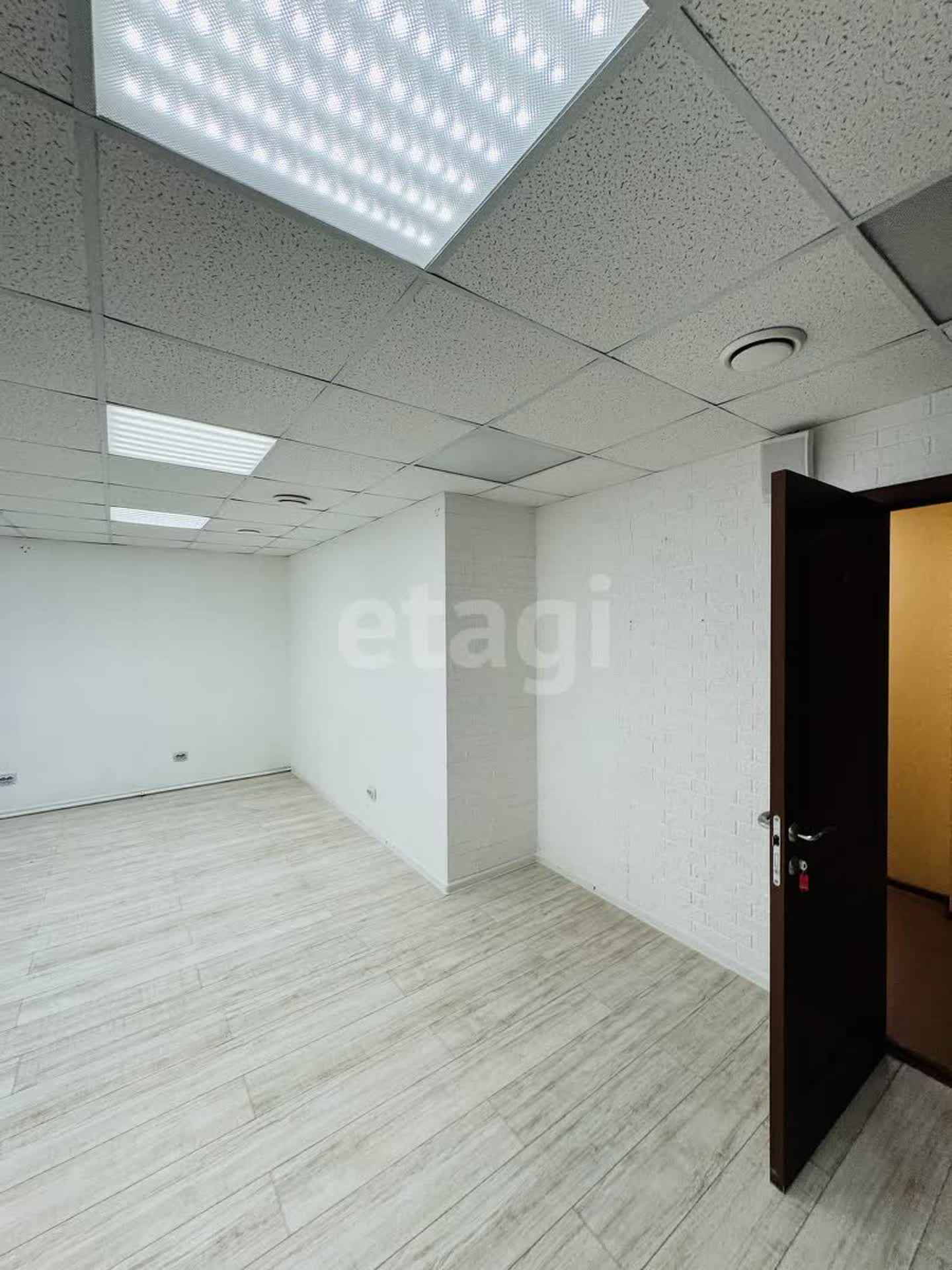 Аренда коммерческой недвижимости, 31м <sup>2</sup>, Южно-Сахалинск, Сахалинская область,  Южно-Сахалинск