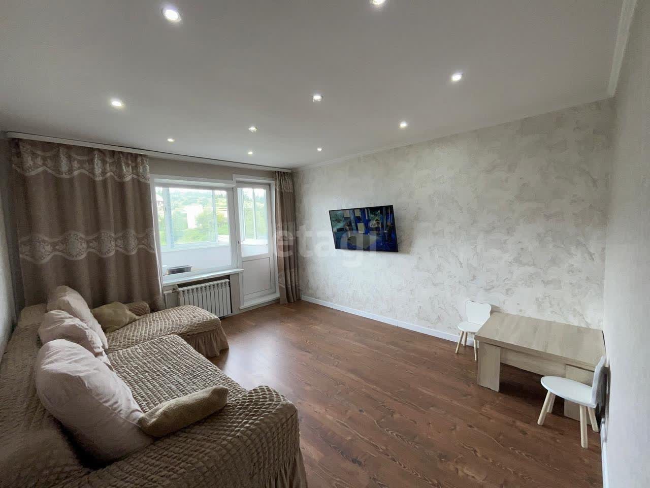 Продажа 3-комнатной квартиры, Улан-Удэ, Республика Бурятия,  Улан-Удэ