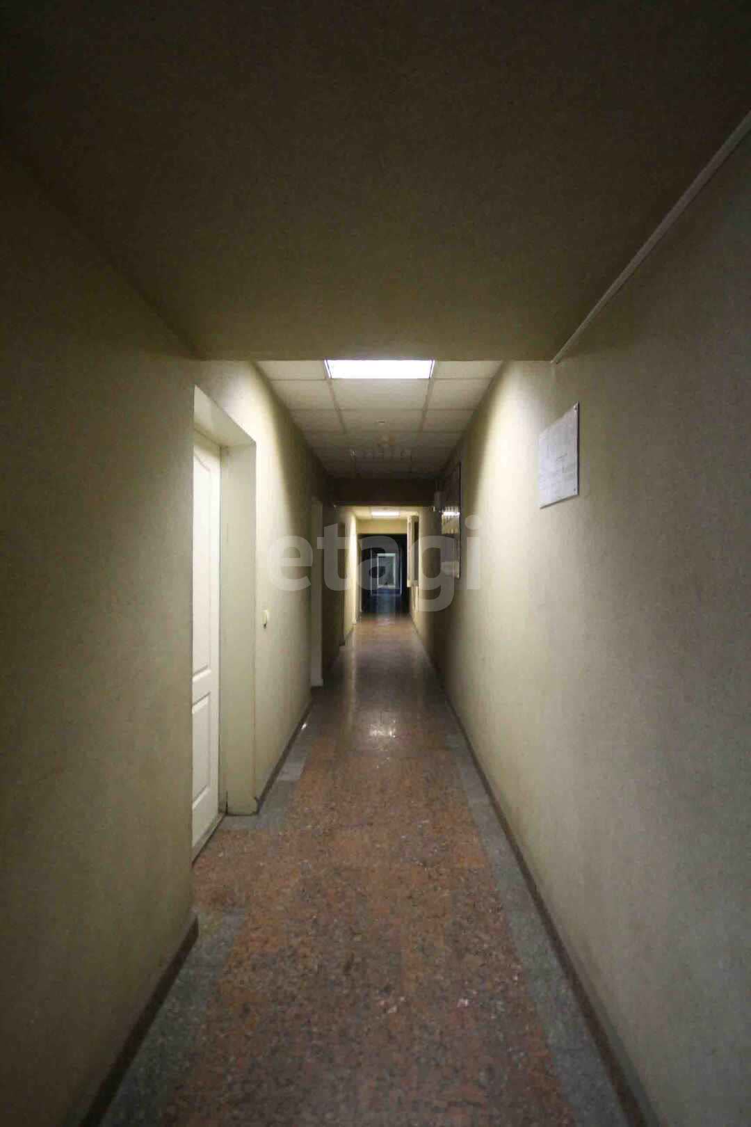 Аренда коммерческой недвижимости, 2500м <sup>2</sup>, Новый Уренгой, Ямало-Ненецкий АО,  Новый Уренгой