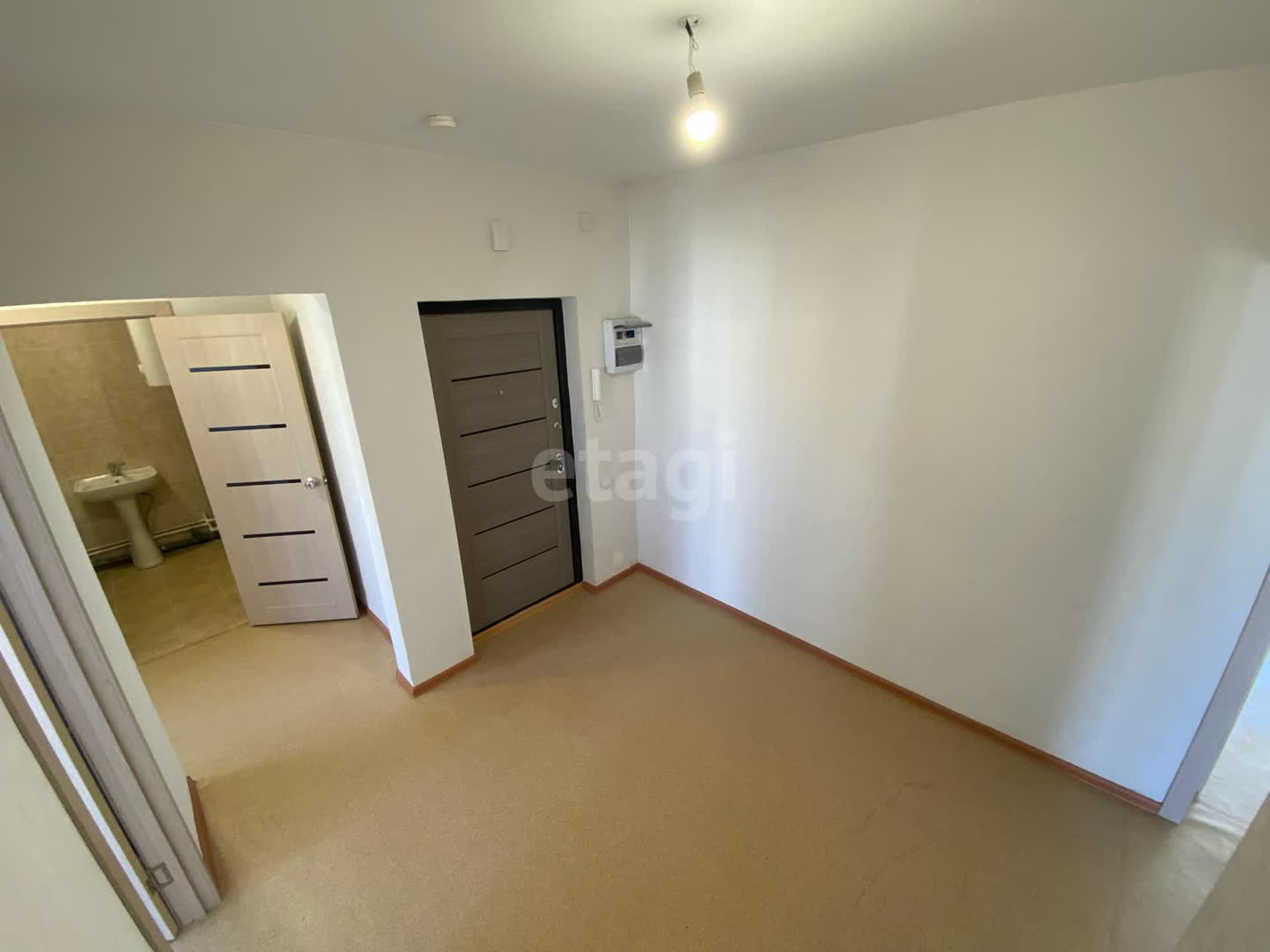 Продажа 3-комнатной квартиры, Южно-Сахалинск, Сахалинская область,  Южно-Сахалинск