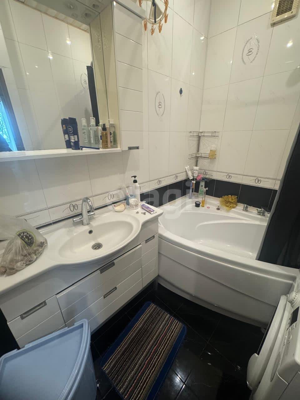 Продажа 3-комнатной квартиры, Южно-Сахалинск, Сахалинская область,  Южно-Сахалинск