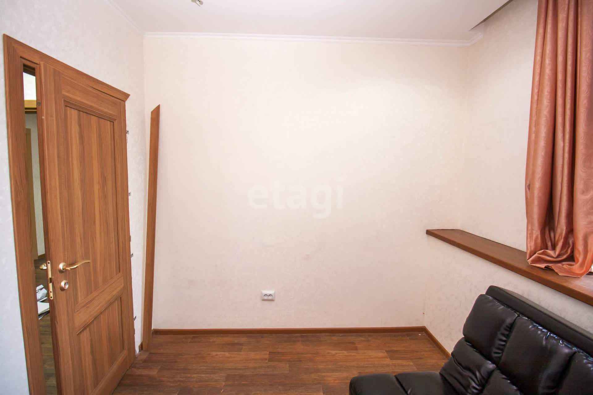 Продажа коммерческой недвижимости, 559м <sup>2</sup>, Южно-Сахалинск, Сахалинская область,  Южно-Сахалинск