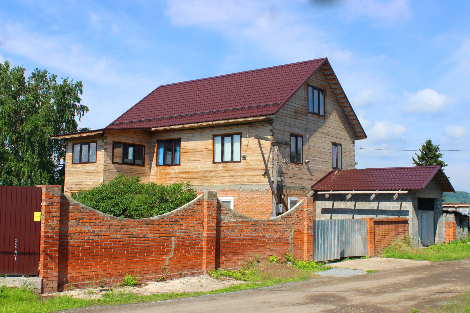 Pronađite hipoteku za seosku kuću u Kemerovu