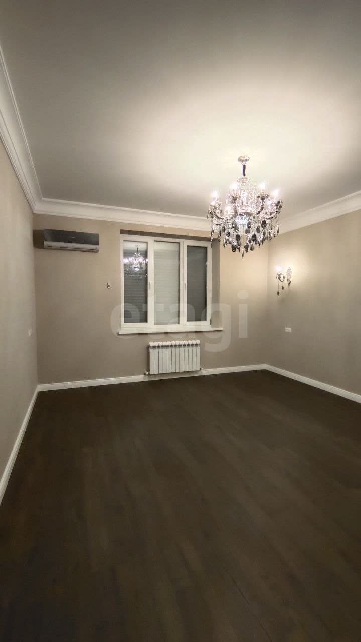 Kvartira 148 m² Toshkentda