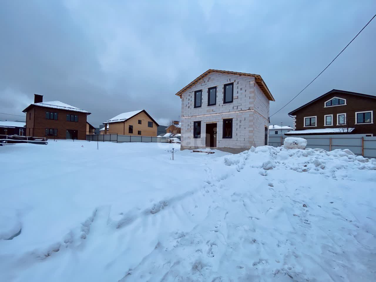 Купить загородную недвижимость в коттеджный посёлок Крёкшино вилладж: цены,  недорого