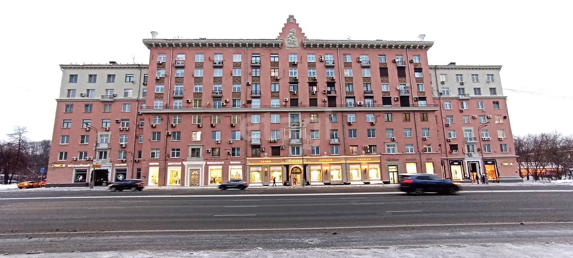 Купить трехкомнатную квартиру у метро станция Площадь Гагарина в Москве -  вторичное жилье недорого: цена 3-комнатной квартиры на вторичном рынке  недвижимости