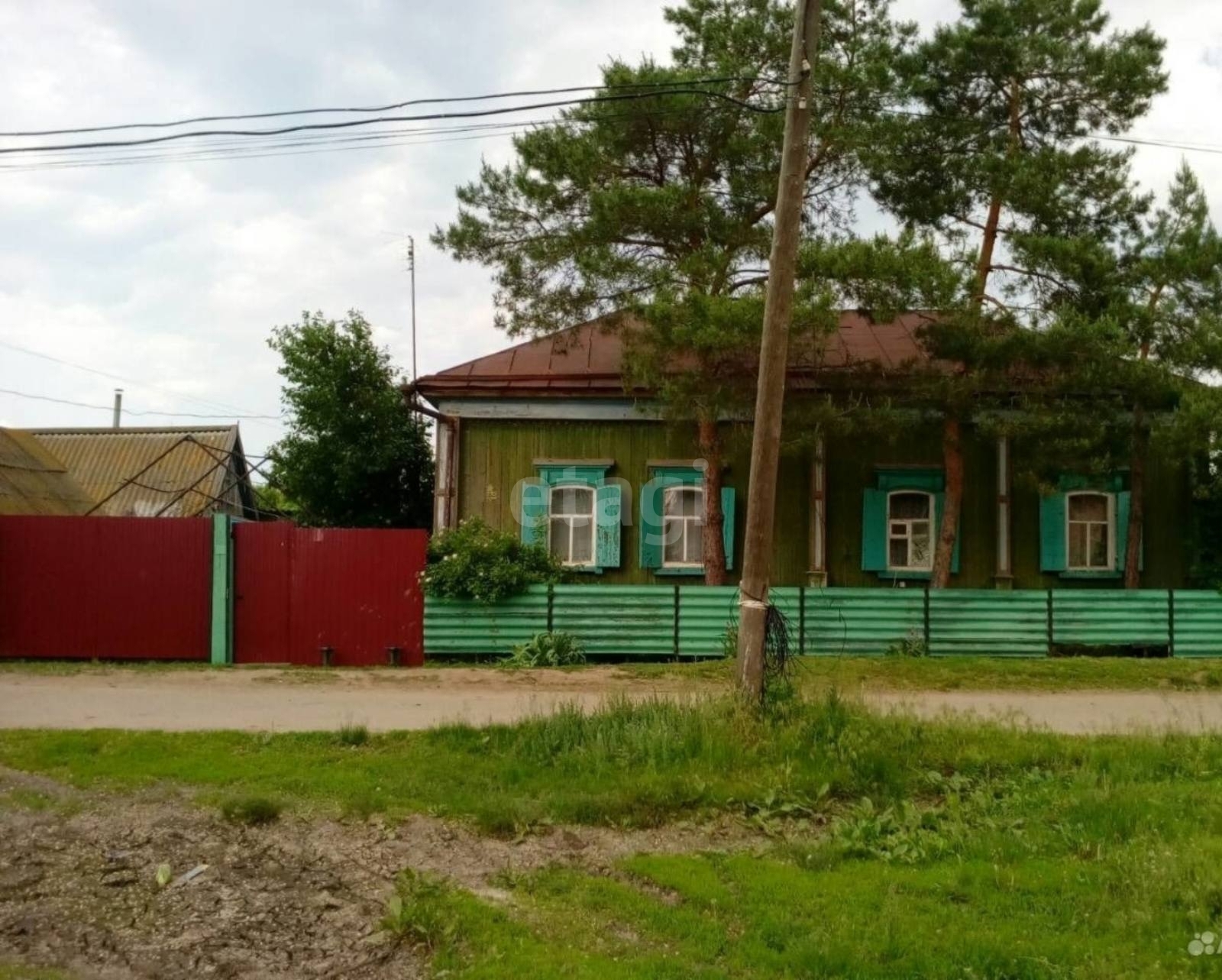 Село приволжское. С Приволжское Ровенского района Саратовской области. Село Приволжское Ровенский район. Поселок Ровенский. Приволжское Ровенский район улица Первомайская.