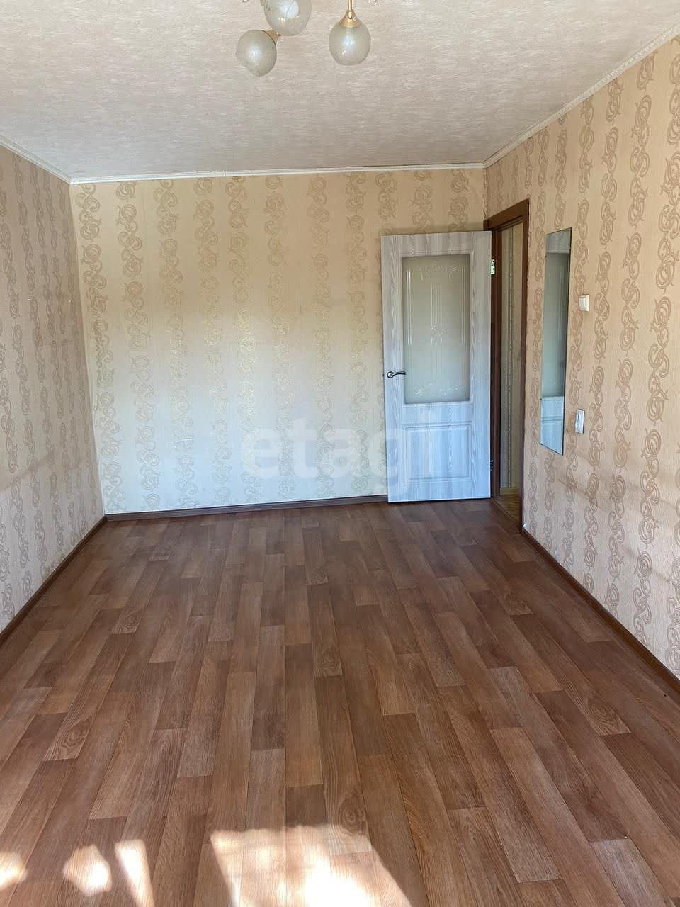 Купить квартиру площадью 40 м2 в Сарапуле, 🏢 продажа квартиры-вторички  недорого, цена