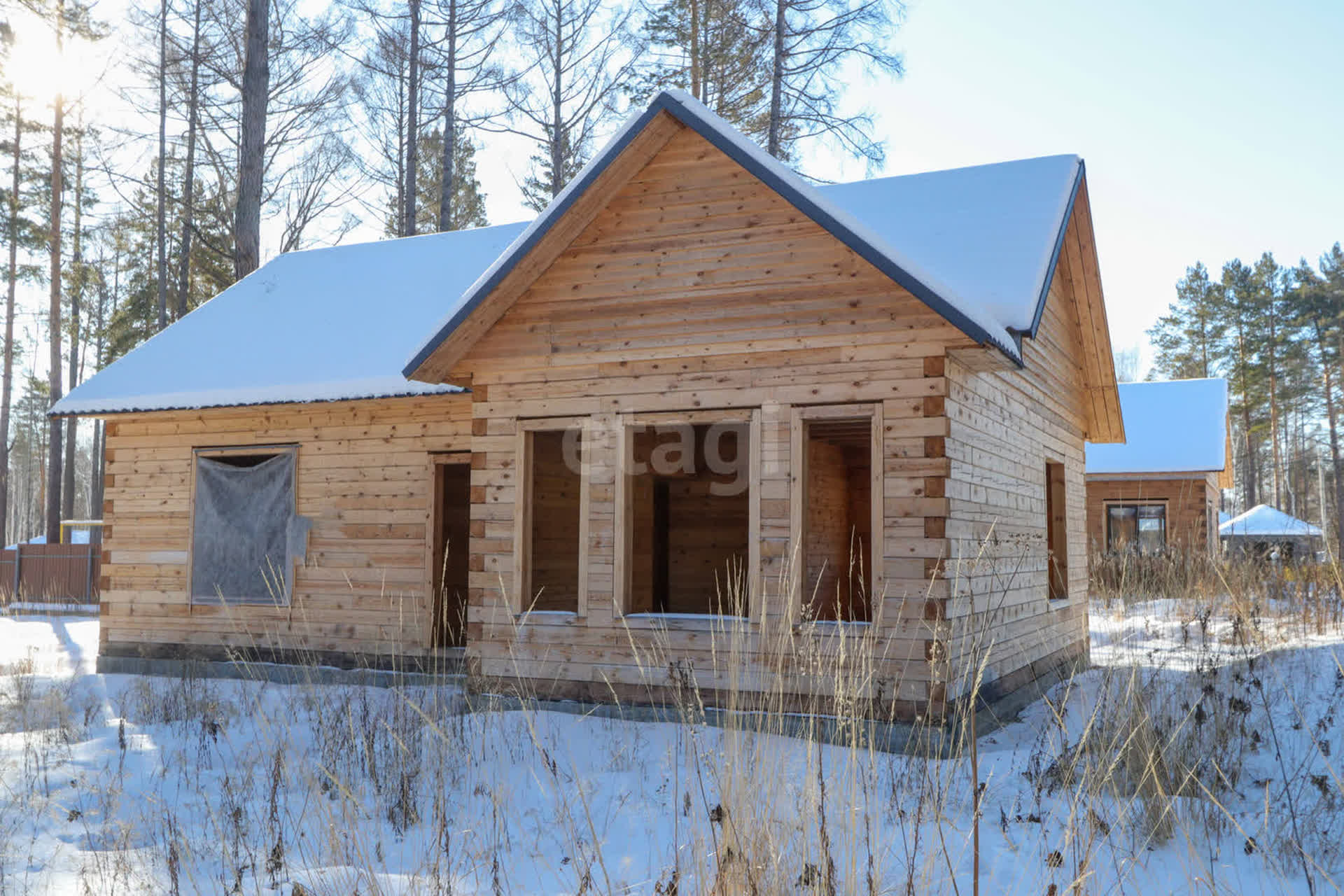 Купить дом в районе ДПК Ангарский берег в Иркутске, продажа недорого