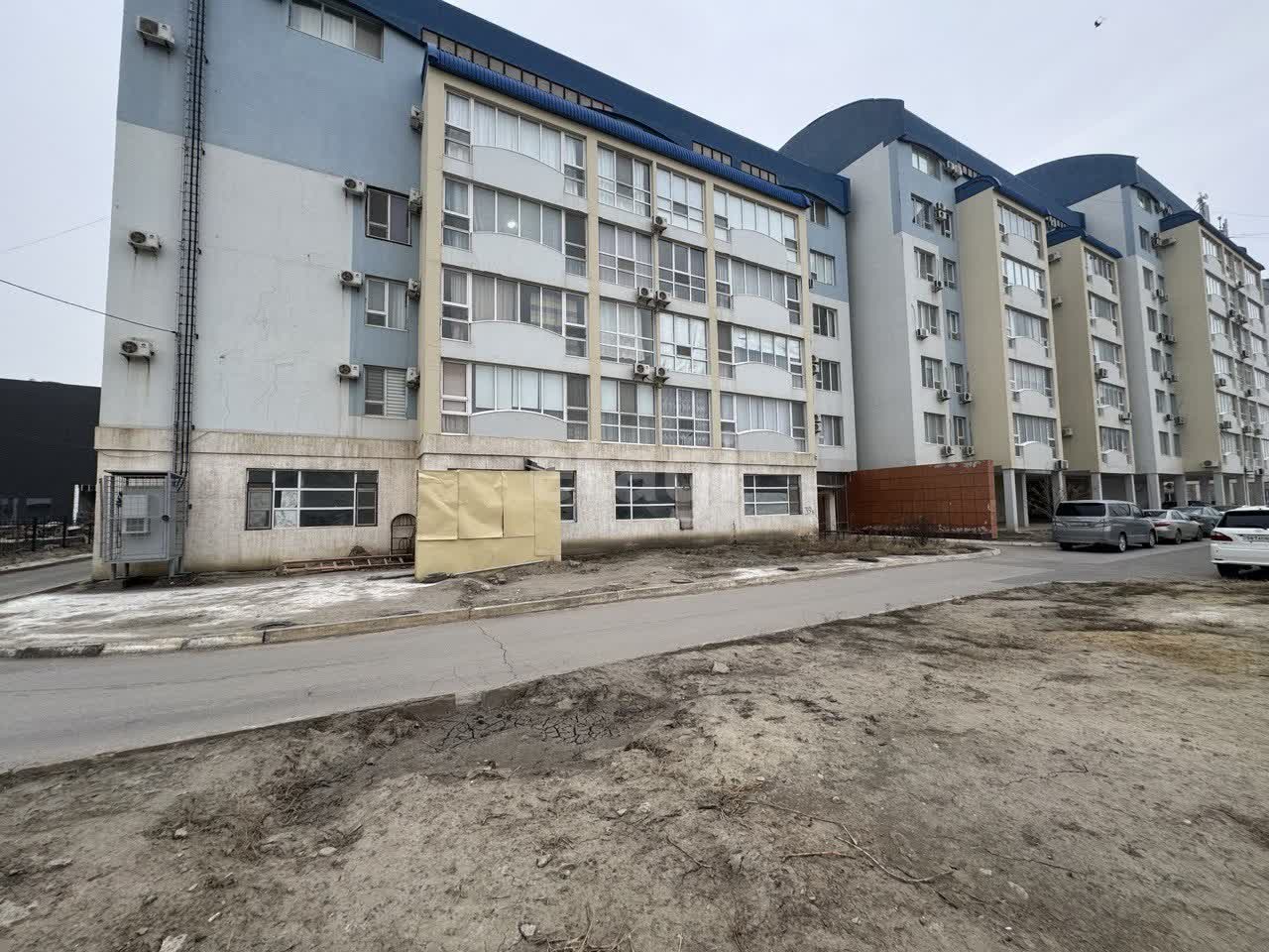 Покупка трехкомнатной квартиры 🏢 улица Сатпаева в Атырау, 9432554