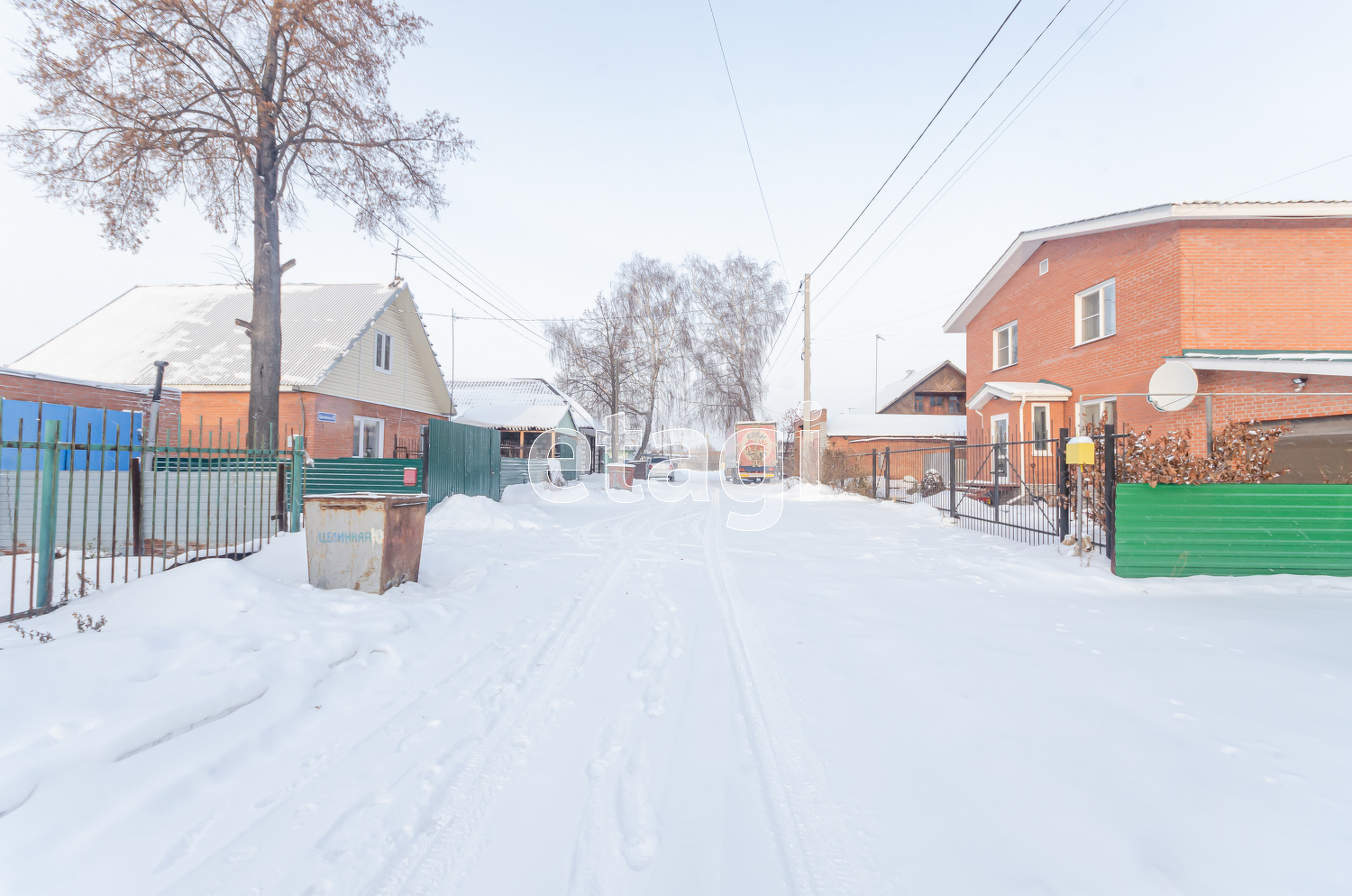 Купить коттедж в районе Центр в Бердске, продажа недорого