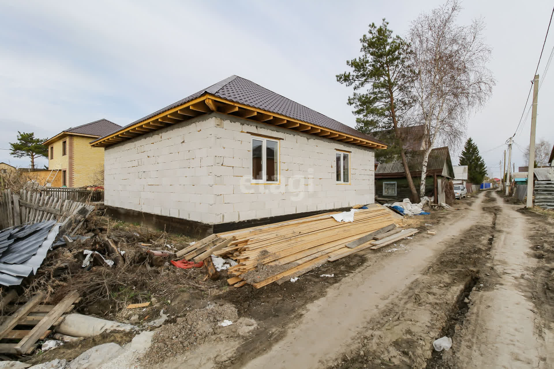 Купить загородную недвижимость в районе Калинка СОСН в Тюмени, продажа  недорого