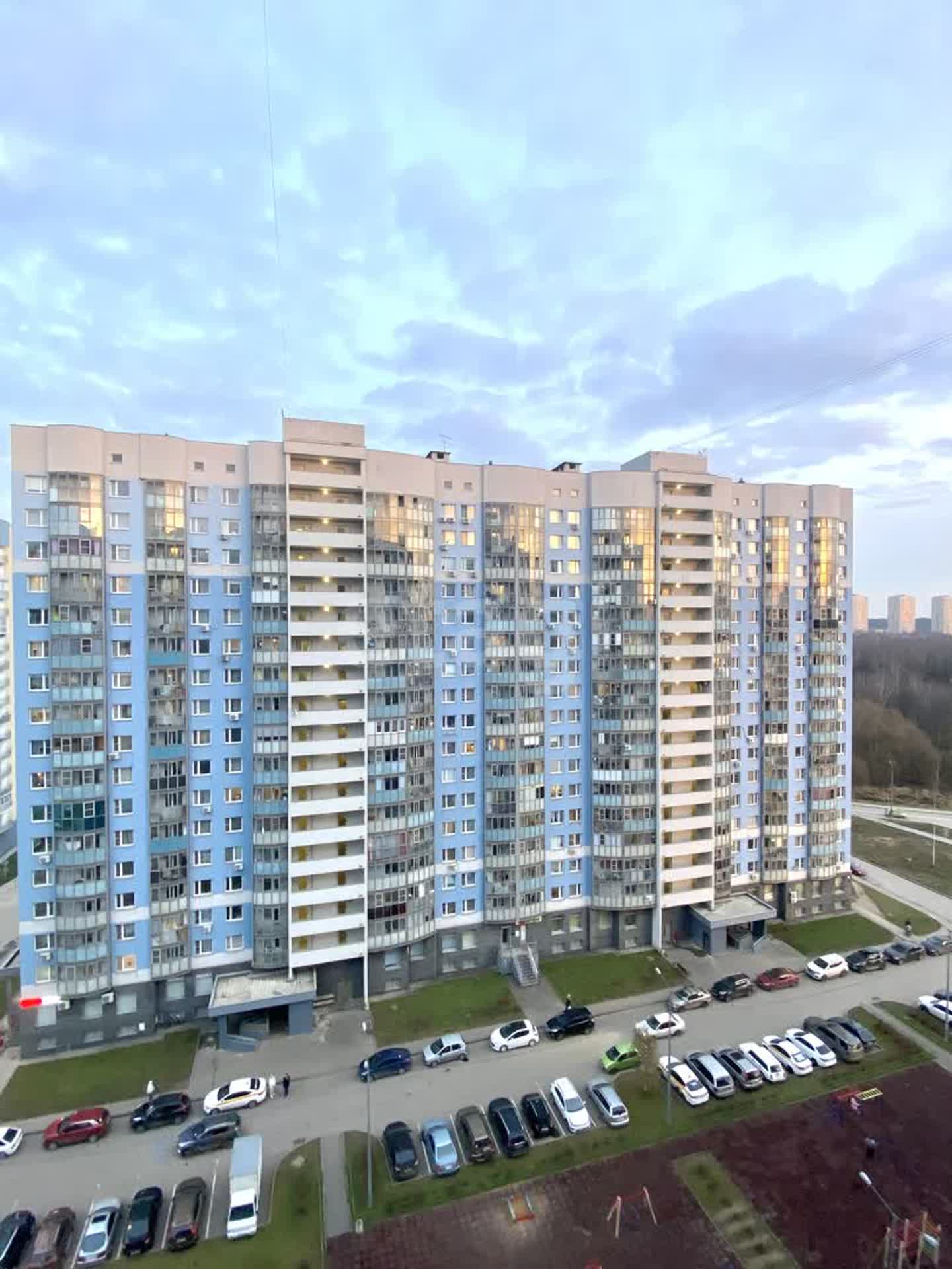 Купить квартиру в районе Лобня в Дмитрове, 🏢 продажа вторички, цены на  квартиры