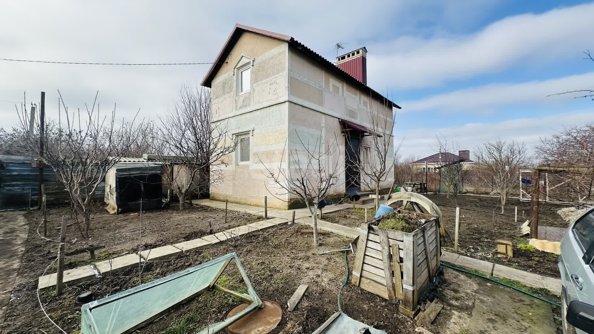 Купить загородную недвижимость в районе Поднятая Целина СНТ в  Ростове-на-Дону, продажа недорого