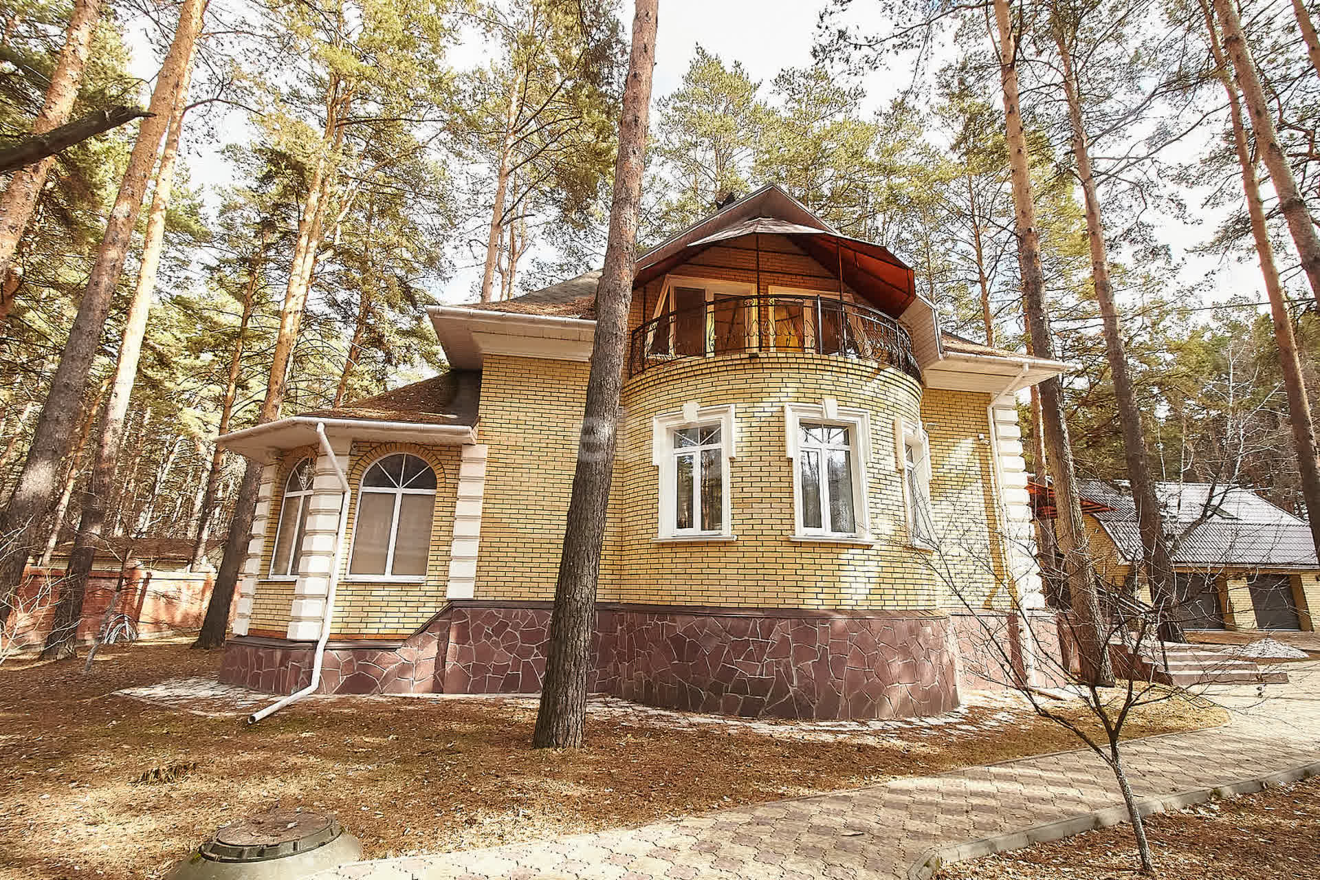 Купить загородную недвижимость в районе Дербыши в Тюмени, продажа недорого