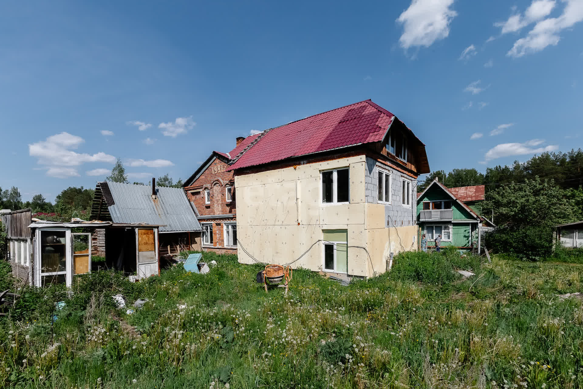 Купить дачу в пригороде в Екатеринбурге: цены, 🏡 недорого