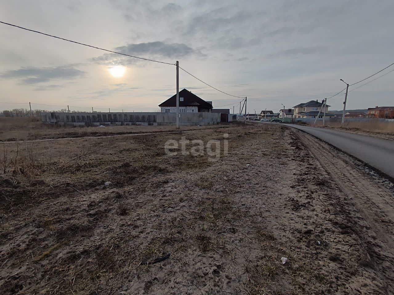 Купить загородную недвижимость в районе Евсеев Хутор в Алексеевке, продажа  недорого