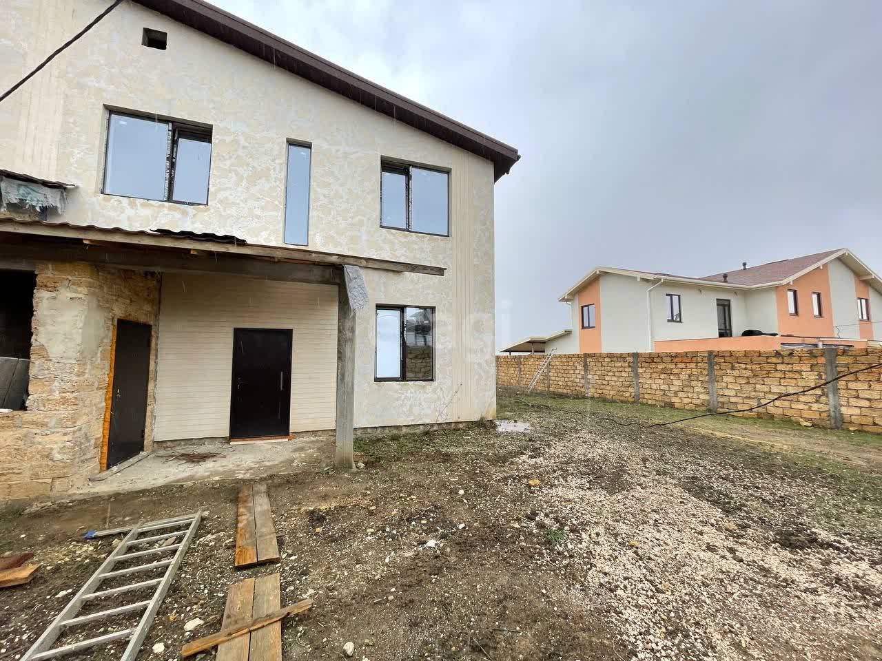 Купить таунхаус в Симферополе недорого, 🏡 продажа таунхаусов