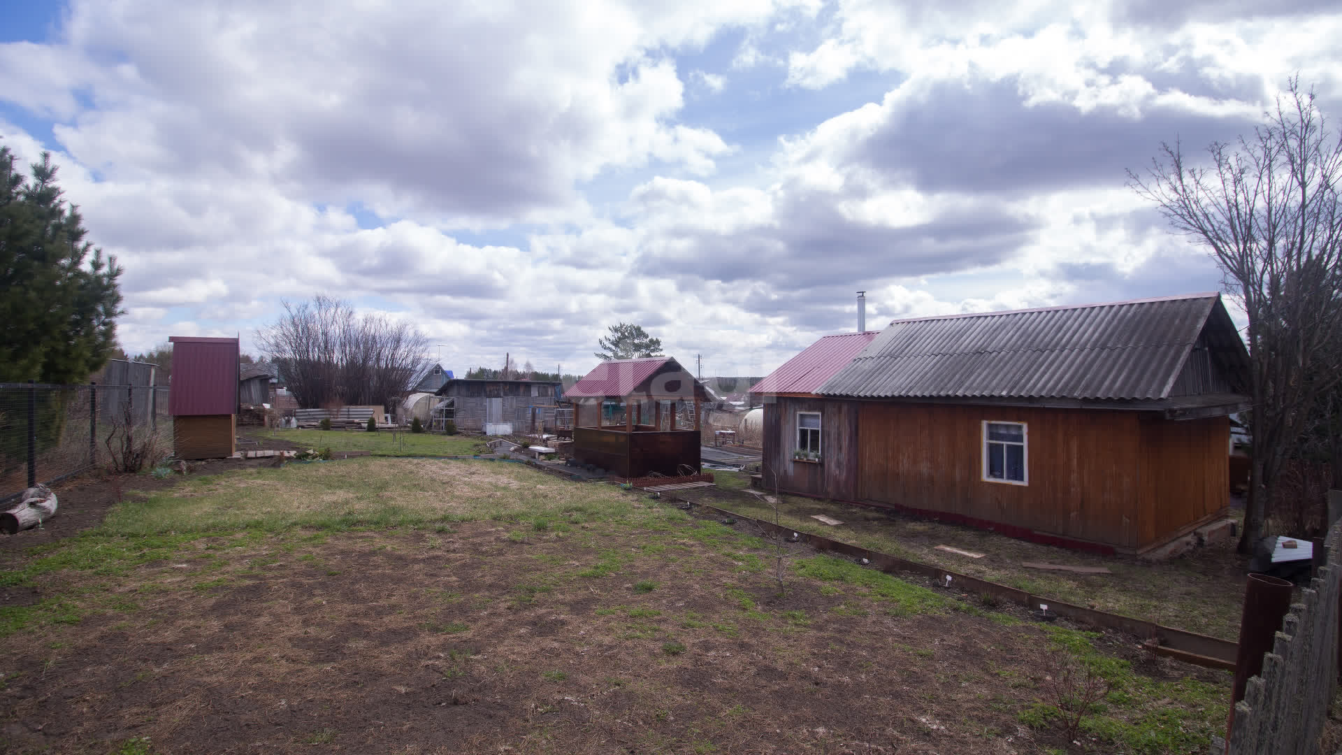 Купить загородную недвижимость в районе Полянка СНТ в Томске, продажа  недорого