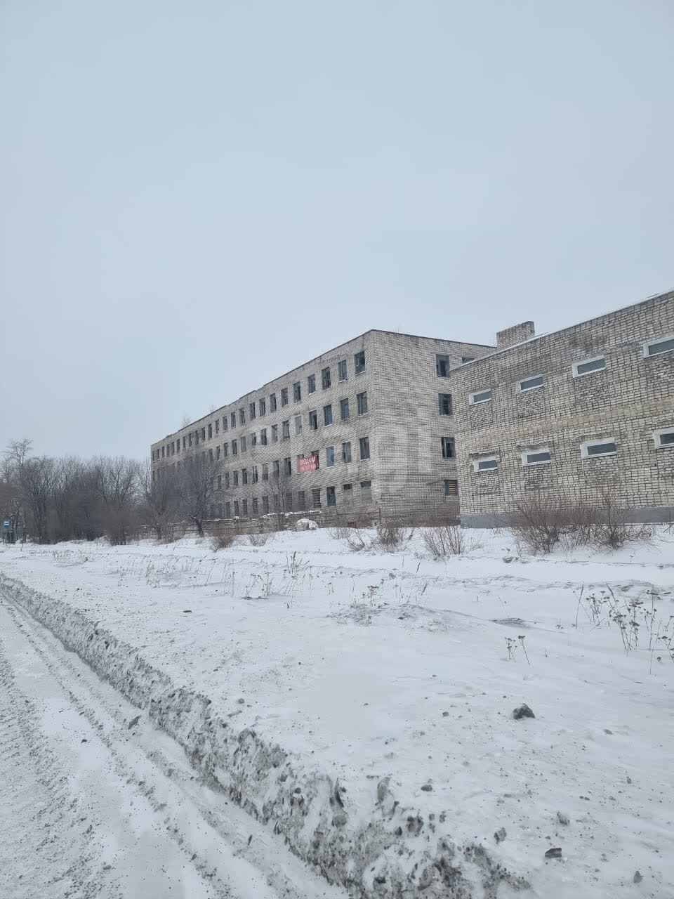 Купить помещение под салон красоты в Комсомольске-на-Амуре, продажа  недвижимости для ногтевой студии, косметолога, маникюрного салона недорого,  цены