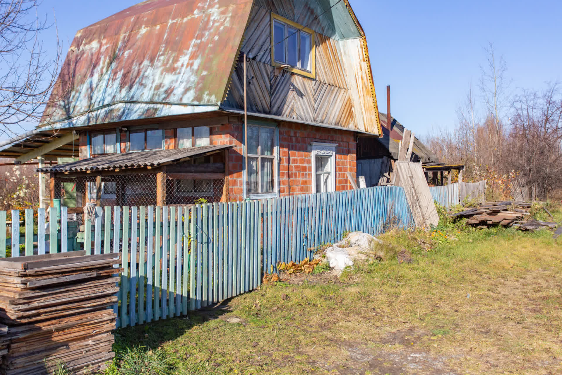 Купить загородную недвижимость в районе Савина д в Тобольске, продажа  недорого