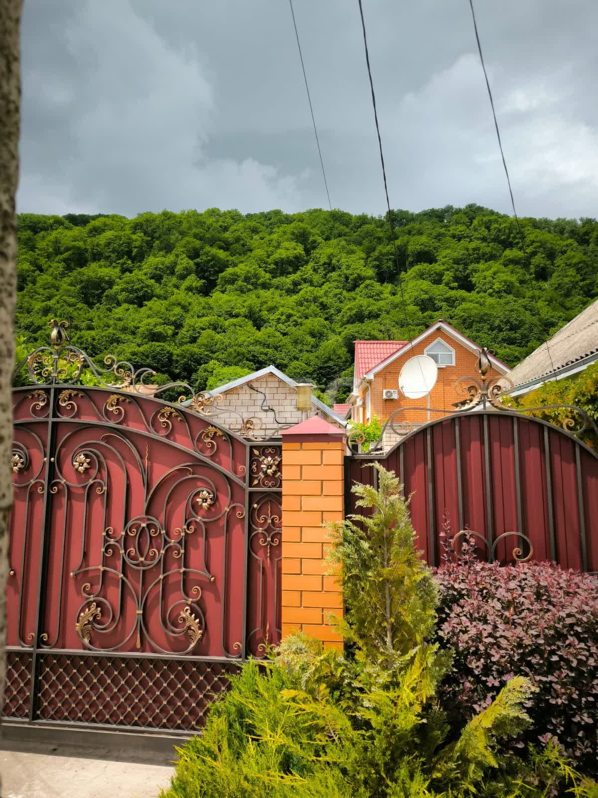 Купить дом в черте города в Майкопе: цены, 🏡 недорого